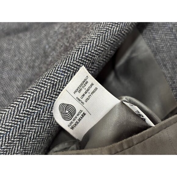 Vintage Austin Reed Mens Blazer Jacket Sz 48L Gray Wool Herringbone Sport Coat - Picture 6 of 8